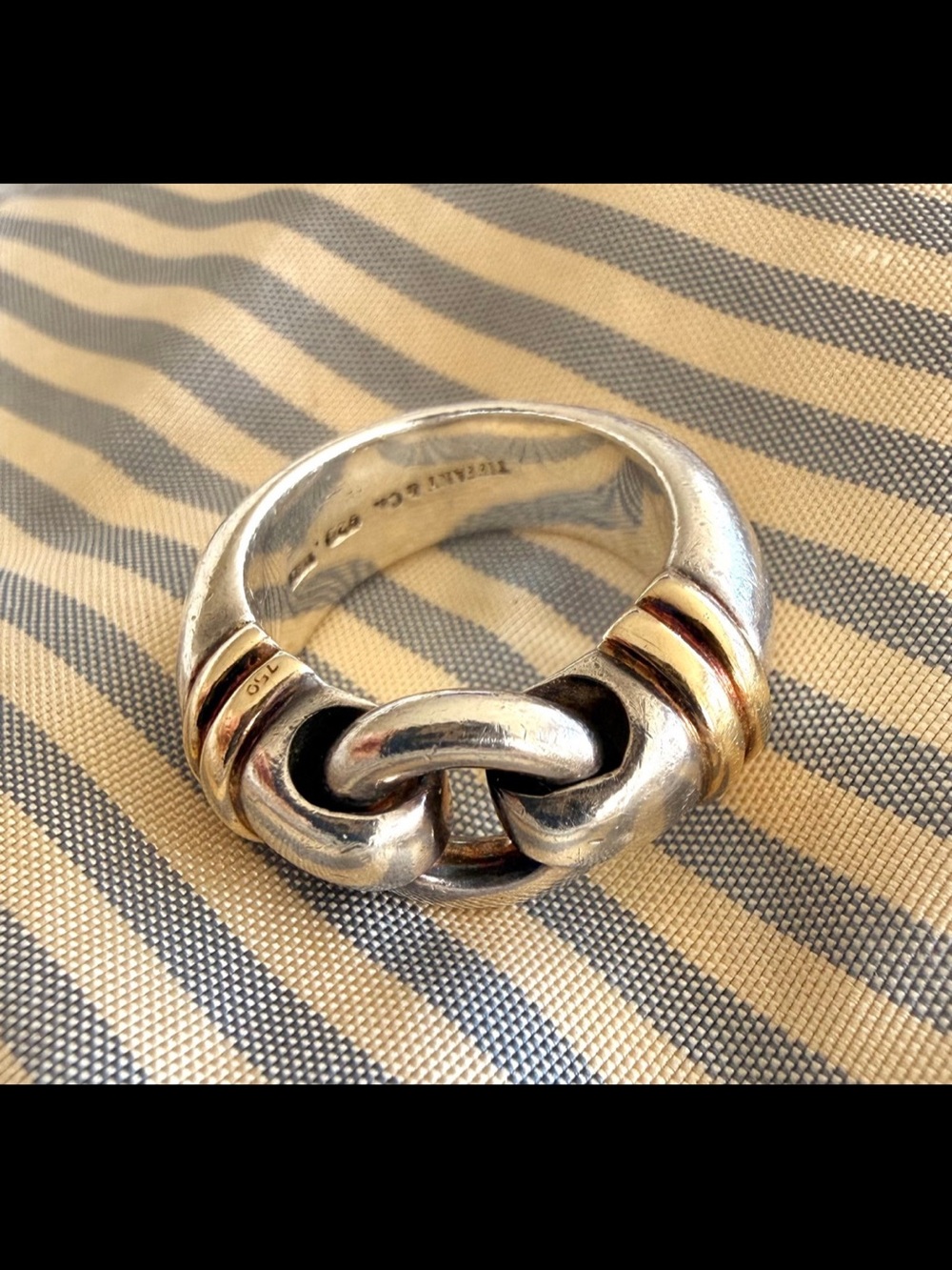 RARE Tiffany & Co. Sterling Silver & Gold Interlocking Knot Ring - Picture 8 of 10